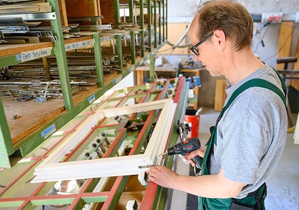 Werkstatt_Mitarbeiter_3